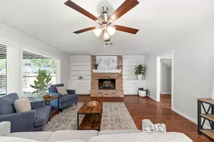 2002 Parkdale Dr, Houston, TX 77339 - Photo 13