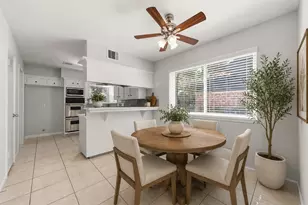 2002 Parkdale Dr, Houston, TX 77339 - Photo 9