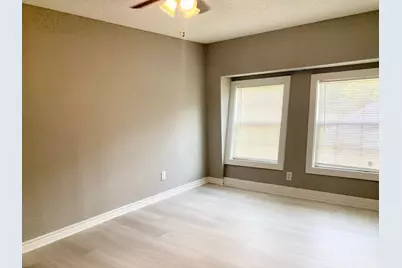 6103 Sherwood Drive, Houston, TX 77021 - Photo 3