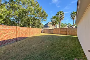 2210 Crossbrook Ct, League City, TX 77573 - Photo 45