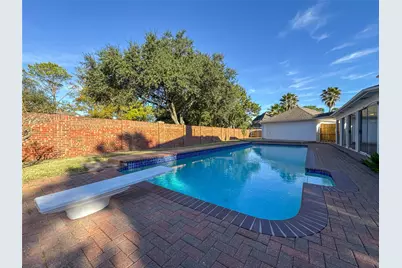 2210 Crossbrook Court, League City, TX 77573 - Photo 49