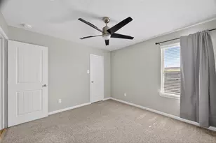 718 Harvest Bluff Dr, Rosharon, TX 77583 - Photo 27