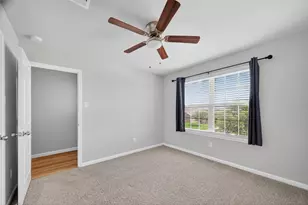 718 Harvest Bluff Dr, Rosharon, TX 77583 - Photo 25