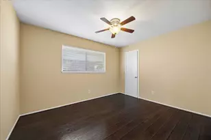 5718 Viking Dr, Houston, TX 77092 - Photo 13