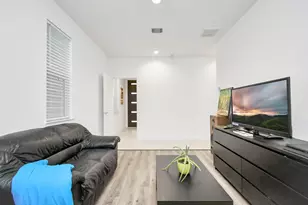 1107 Highland Square Ln, Houston, TX 77091 - Photo 17