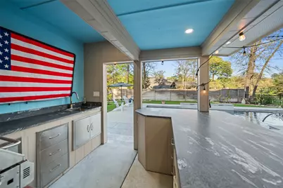 4 Thunderbird Drive, Conroe, TX 77304 - Photo 3