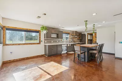 392 Robert E Lee Lane, Livingston, TX 77351 - Photo 7