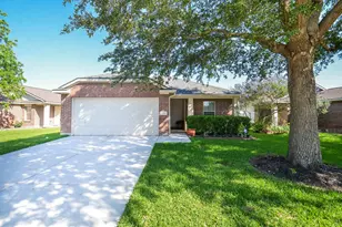 7902 Crescent Village Ln, Richmond, TX 77407 - Photo 1