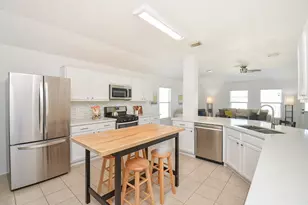 7902 Crescent Village Ln, Richmond, TX 77407 - Photo 13