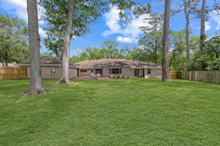 3 Briarwood Dr, Conroe, TX 77301 - Photo 37