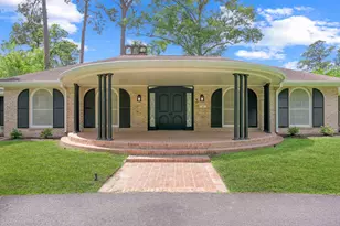3 Briarwood Dr, Conroe, TX 77301 - Photo 1