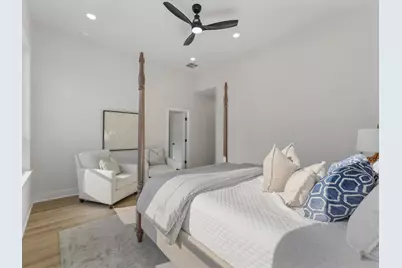 4709 Thornton Villas Lane, Houston, TX 77018 - Photo 19