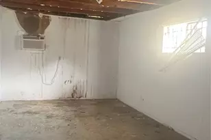 3121 Nita St, Houston, TX 77051 - Photo 9