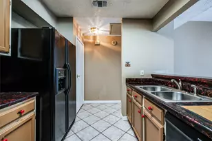 8322 Windy Oaks Dr, Houston, TX 77040 - Photo 19