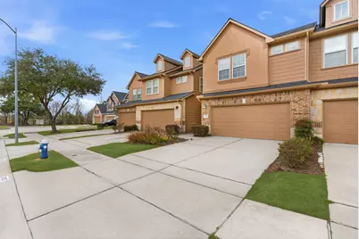 12927 Iris Garden Lane, Houston, TX 77044 - Photo 3