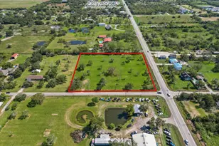 939 28th St, Dickinson, TX 77539 - Photo 1