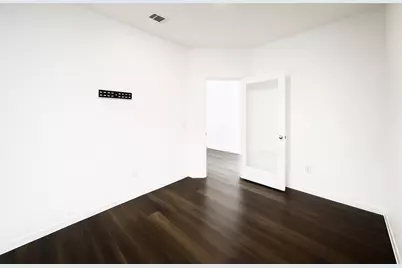 10226 Clearwick Street, Houston, TX 77034 - Photo 3