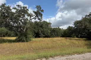 127 Center Tree Dr, Palacios, TX 77465 - Photo 1