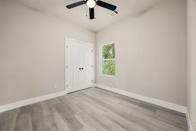 5420 Lynnfield Street #A/B, Houston, TX 77028 - Photo 27