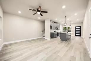5420 Lynnfield St, Houston, TX 77028 - Photo 9