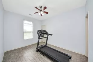 8802 Leadore Dr, Houston, TX 77040 - Photo 23
