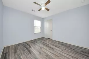 8802 Leadore Dr, Houston, TX 77040 - Photo 17