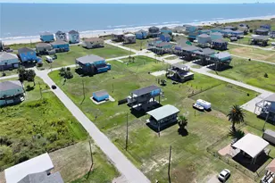 855 S Sage Rd, Crystal Beach, TX 77650 - Photo 23