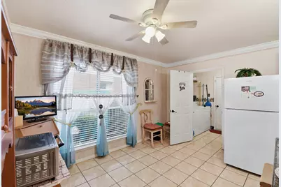 1818 Kemah Oaks Drive, Kemah, TX 77565 - Photo 17