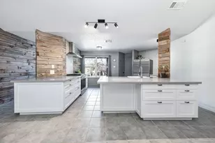 172 Park Way, Conroe, TX 77356 - Photo 9