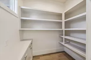 718 Bunker Hill Rd, Hedwig Village, TX 77024 - Photo 11