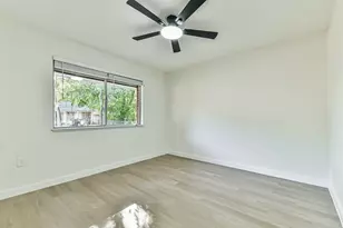 1918 Huntress Ln, Houston, TX 77062 - Photo 19