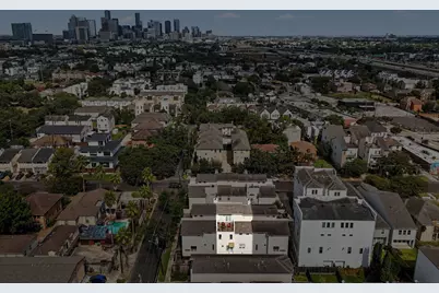 4915 Chenevert Street, Houston, TX 77004 - Photo 41