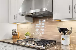 3131 North Cotswold Manor Drive, Houston, TX 77339 - Photo 9