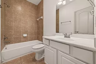 4603 Red Hawk Ct W, Sugar Land, TX 77479 - Photo 35