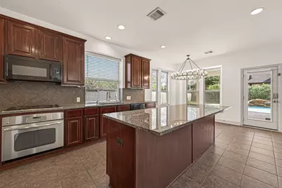 4603 Red Hawk Court W, Sugar Land, TX 77479 - Photo 13