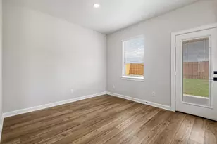 15683 Honey Cv Dr, Conroe, TX 77303 - Photo 13