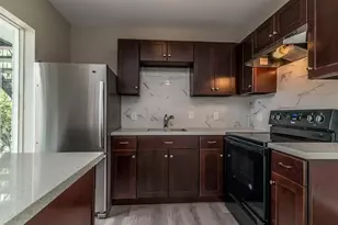 1819 Cove Park Dr, League City, TX 77565 - Photo 5