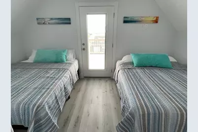 203 Sea Oats Drive, Surfside Beach, TX 77541 - Photo 7