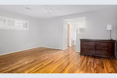 4015 Mischire Drive, Houston, TX 77025 - Photo 19