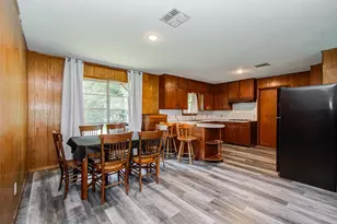 414 Forest St, Columbus, TX 78934 - Photo 15