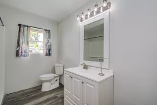414 Forest St, Columbus, TX 78934 - Photo 35