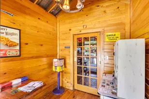 203 W Elder St, Colmesneil, TX 75938 - Photo 9