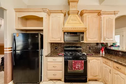 103 Wisteria Street, Richwood, TX 77531 - Photo 15