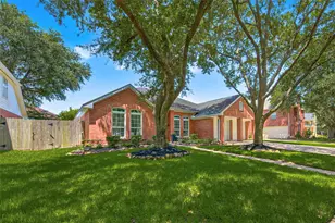 4027 Harwood Dr, Sugar Land, TX 77479 - Photo 5