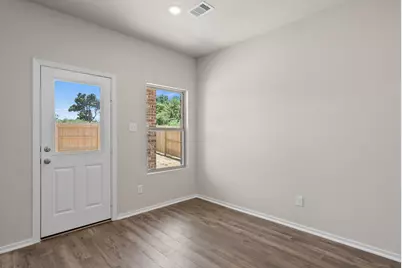 6718 Pebble Bluff Court, Cove, TX 77523 - Photo 11