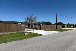 9508 Quaker Ct, Rosharon, TX 77583 - Photo 17