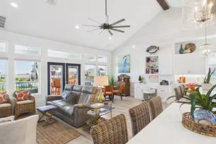 117 Ball St, Rockport, TX 78382 - Photo 15