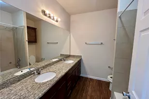 605 Rosewood St, Dayton, TX 77535 - Photo 5