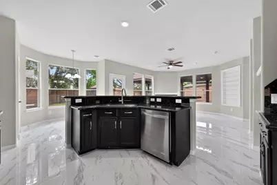 12039 Sweet Hall Lane, Houston, TX 77067 - Photo 15