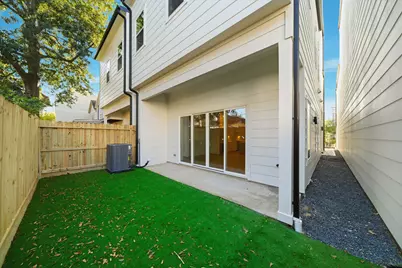 1516 Dorothy Street #C, Houston, TX 77008 - Photo 47